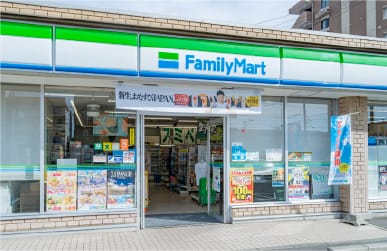 ファミリーマート