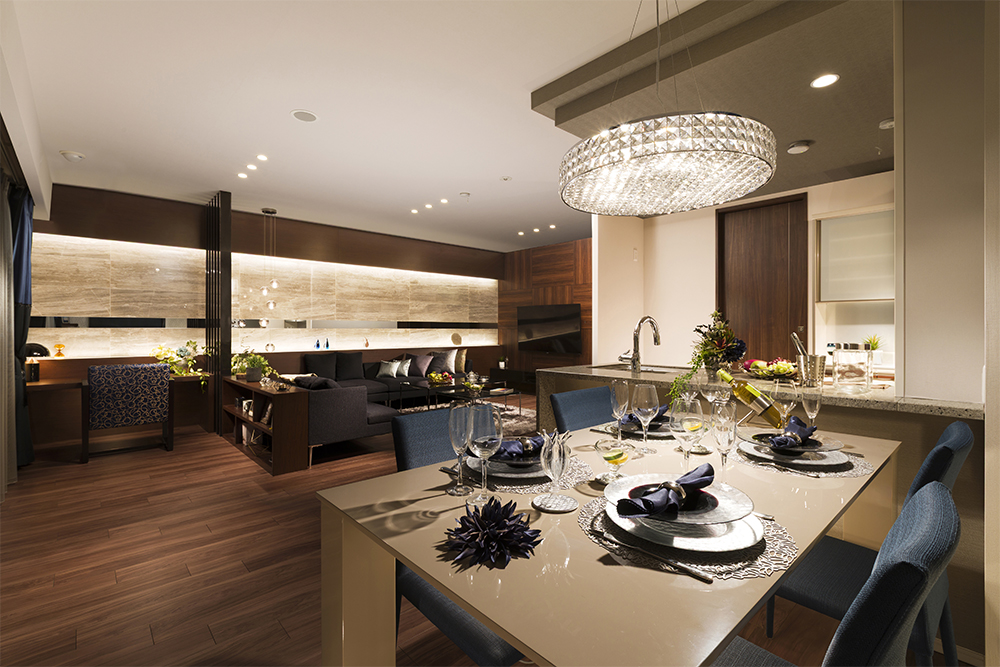 SALON LIVING ＆ DINING